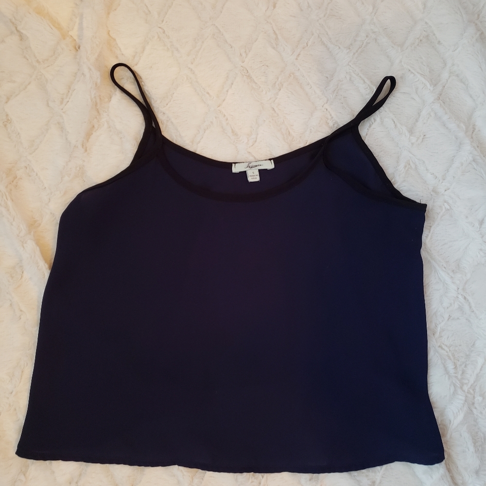 Cute navy blue tank!